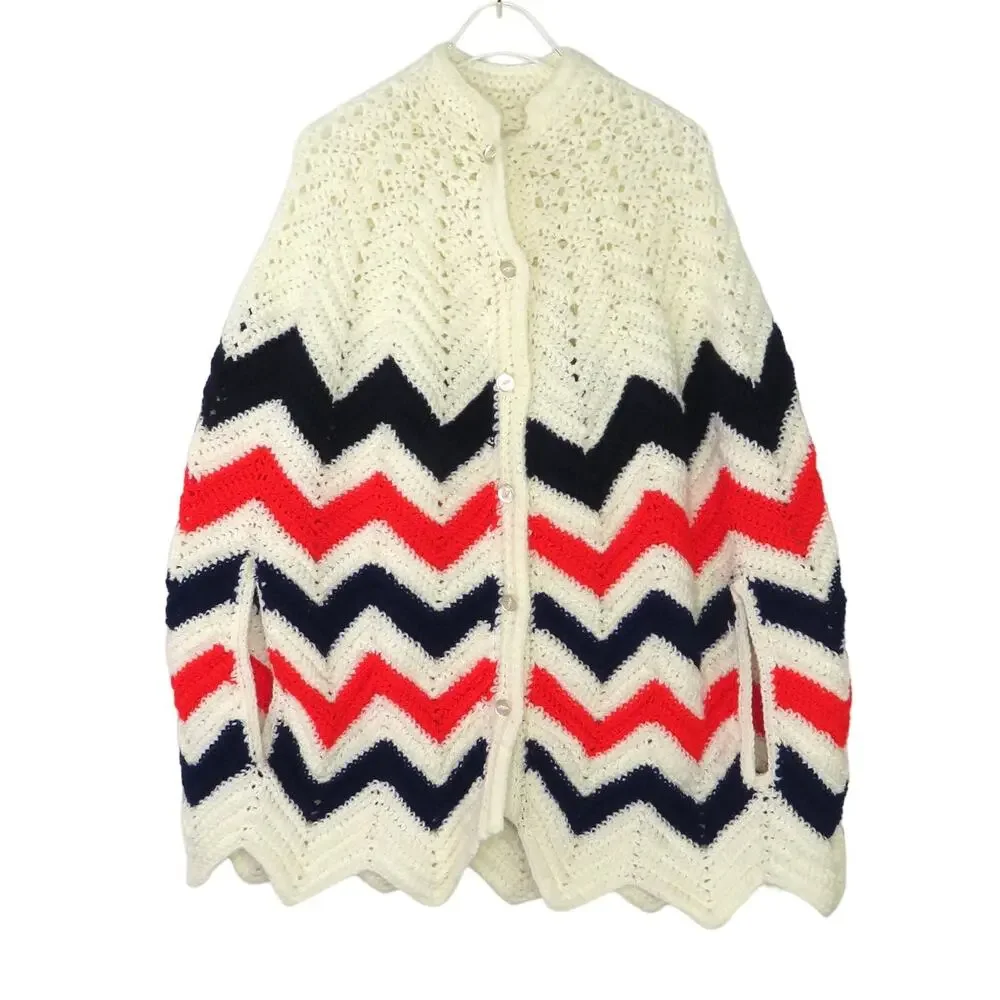 1980s Vintage Sweater Cream Blue Red Chevron Granny Knit Poncho Shall Medium